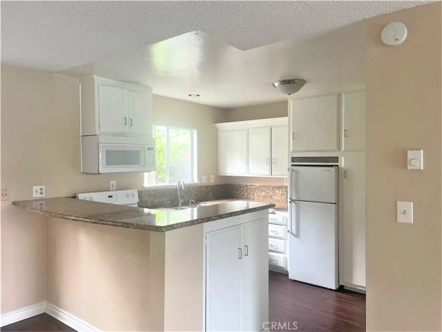 931 W 19th Street 10, Costa Mesa, CA 92627