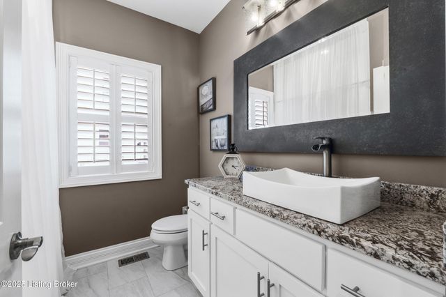 14837 Ava Brook Cir, Louisville, KY 40245