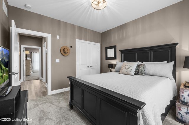 14837 Ava Brook Cir, Louisville, KY 40245