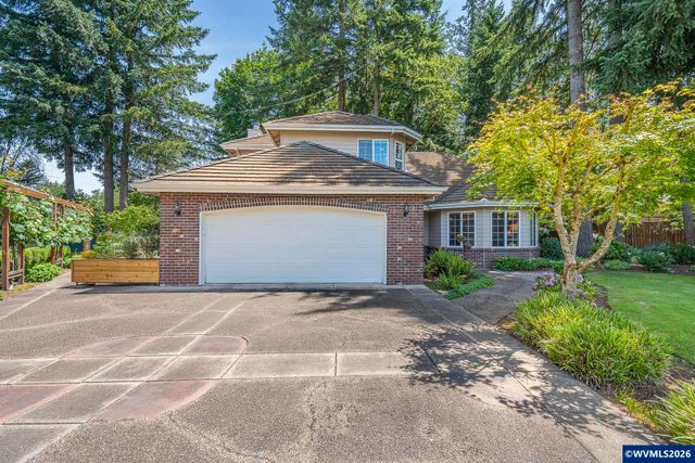 1116 Russ Ln, Mcminnville, OR 97128