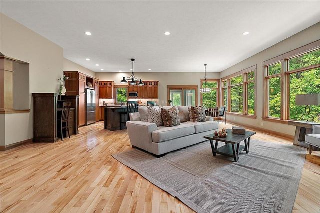 2066 Meek Drive Ne, Plainfield Twp, MI 49306