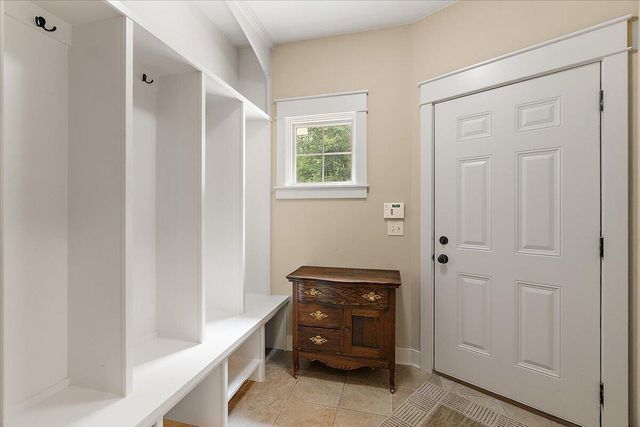 2066 Meek Drive Ne, Plainfield Twp, MI 49306