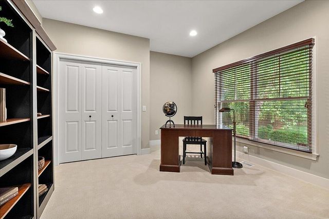 2066 Meek Drive Ne, Plainfield Twp, MI 49306