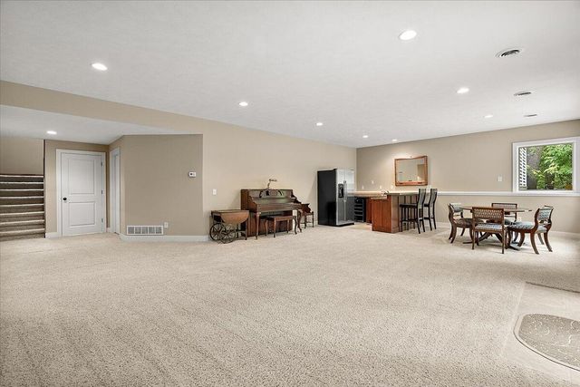 2066 Meek Drive Ne, Plainfield Twp, MI 49306