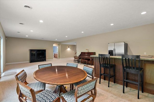 2066 Meek Drive Ne, Plainfield Twp, MI 49306