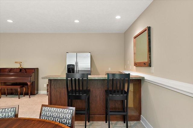 2066 Meek Drive Ne, Plainfield Twp, MI 49306