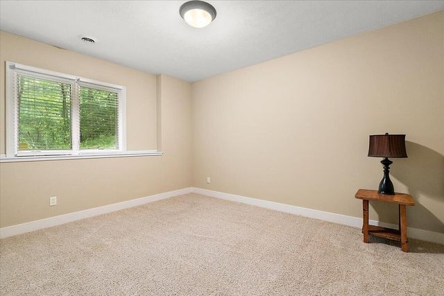 2066 Meek Drive Ne, Plainfield Twp, MI 49306