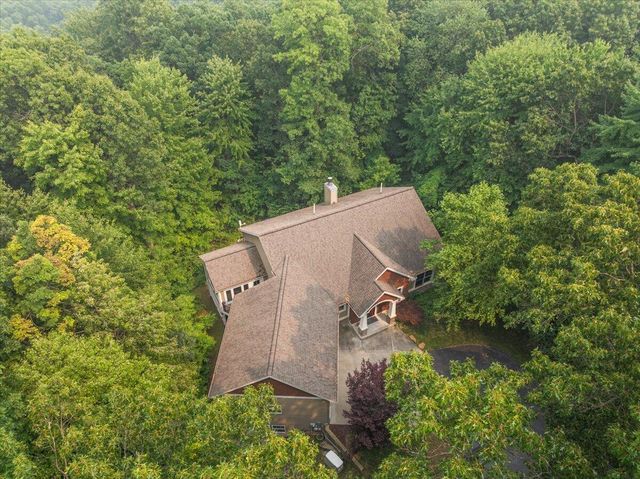 2066 Meek Drive Ne, Plainfield Twp, MI 49306
