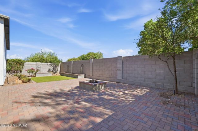 7540 E Bookmark Place, Tucson, AZ 85715