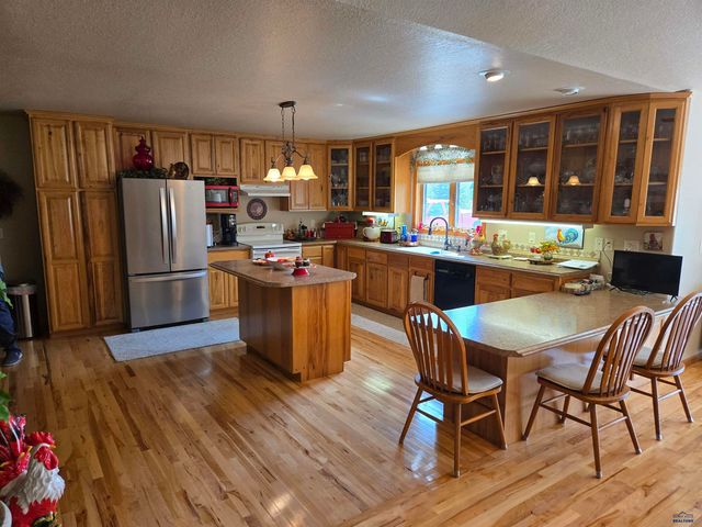 21860 RUNNING DEER TRL, Piedmont, SD 57769