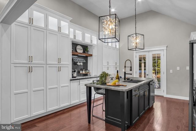 948 HERITAGE DR, Gettysburg, PA 17325