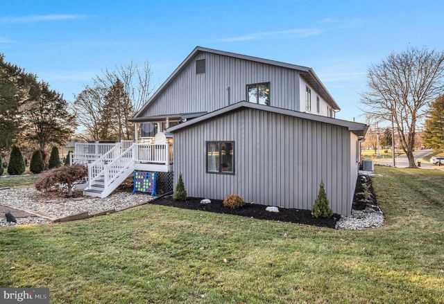 948 HERITAGE DR, Gettysburg, PA 17325