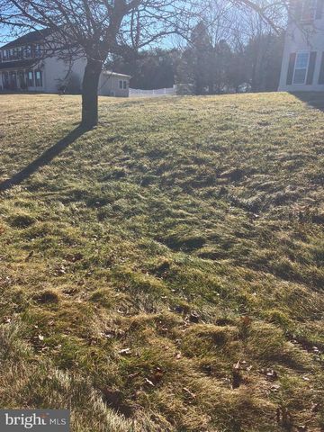 329 HERON DR, Lincoln University, PA 19352