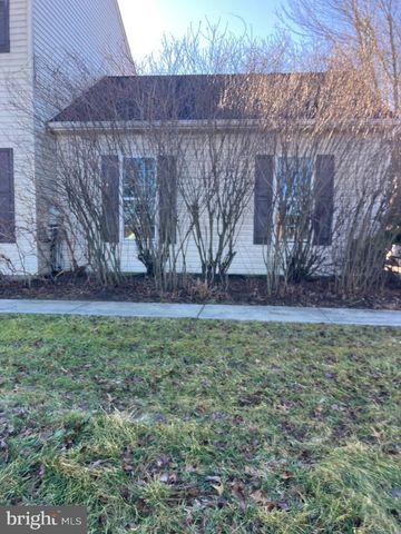 329 HERON DR, Lincoln University, PA 19352