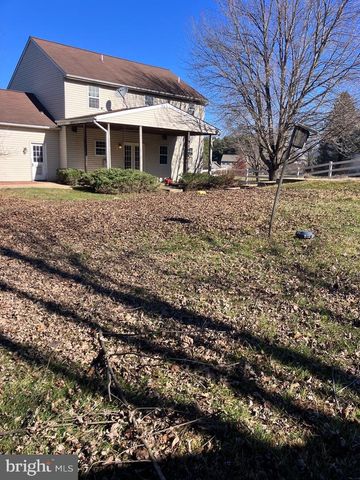 329 HERON DR, Lincoln University, PA 19352