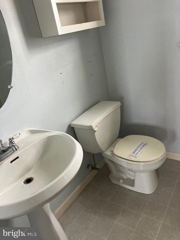 329 HERON DR, Lincoln University, PA 19352