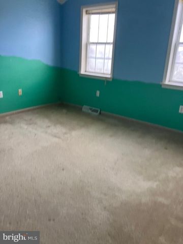 329 HERON DR, Lincoln University, PA 19352