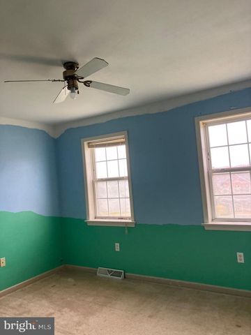 329 HERON DR, Lincoln University, PA 19352