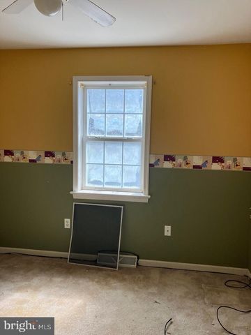 329 HERON DR, Lincoln University, PA 19352