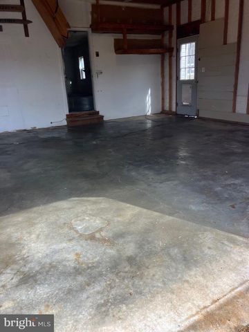 329 HERON DR, Lincoln University, PA 19352