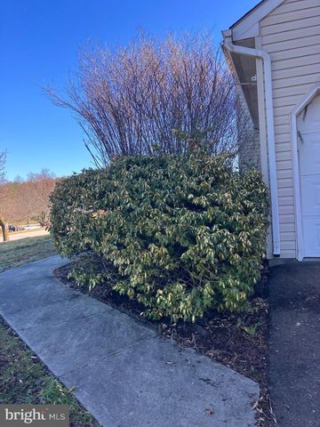 329 HERON DR, Lincoln University, PA 19352