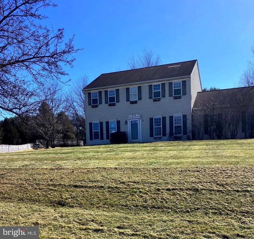 329 HERON DR, Lincoln University, PA 19352