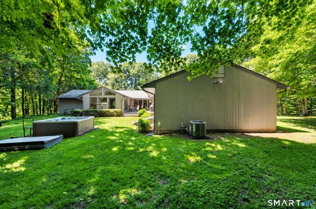 182F Ives Street, Hamden, CT 06518
