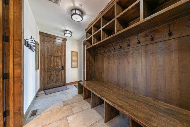 12424 Caleb Drive, Truckee, CA 96161