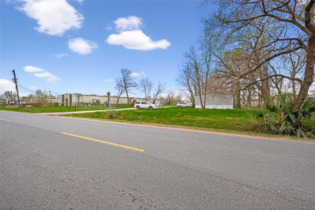 13423 Chrisman Road, Houston, TX 77039