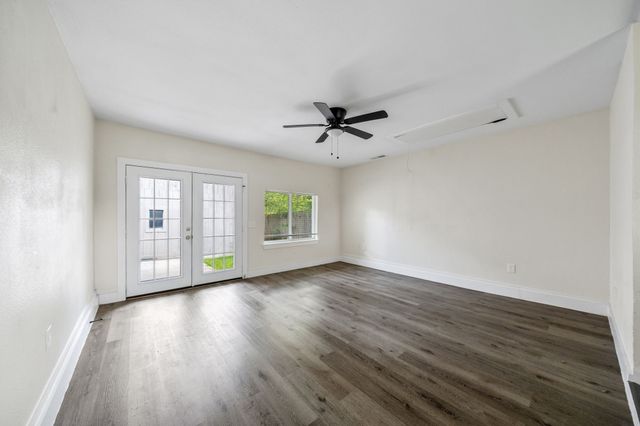 2126 Travis Drive, Carrollton, TX 75006