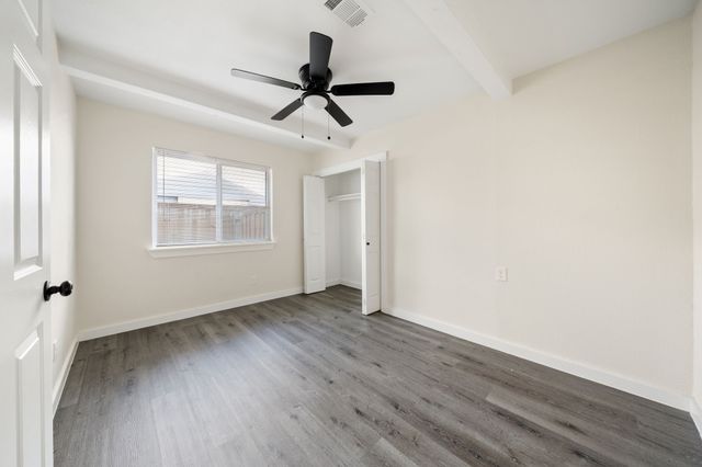 2126 Travis Drive, Carrollton, TX 75006