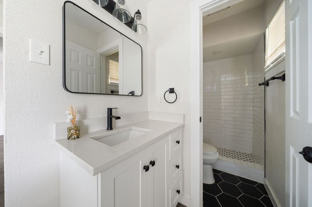 2126 Travis Drive, Carrollton, TX 75006