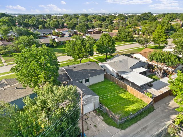 2126 Travis Drive, Carrollton, TX 75006