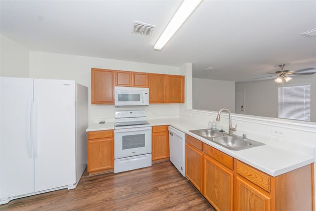 12629 Azure Heights Place, Rhome, TX 76078