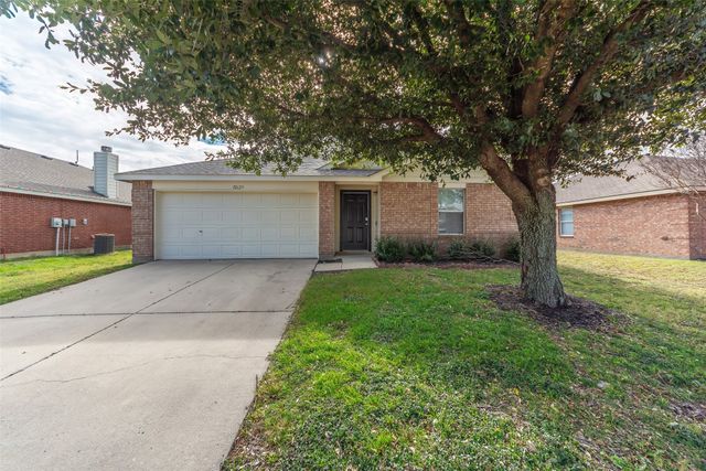 12629 Azure Heights Place, Rhome, TX 76078
