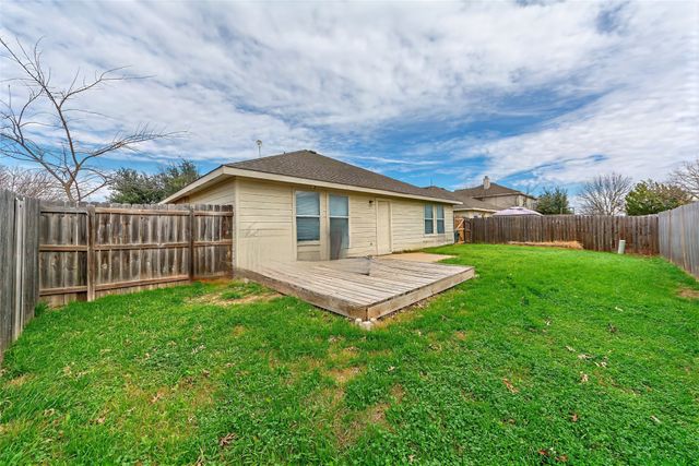 12629 Azure Heights Place, Rhome, TX 76078