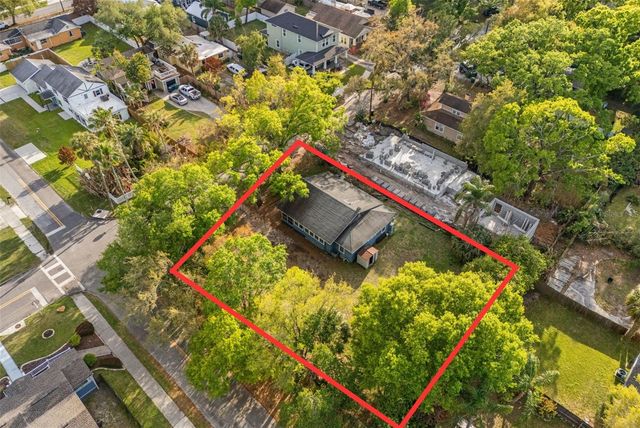 303 W JEAN STREET, Tampa, FL 33604