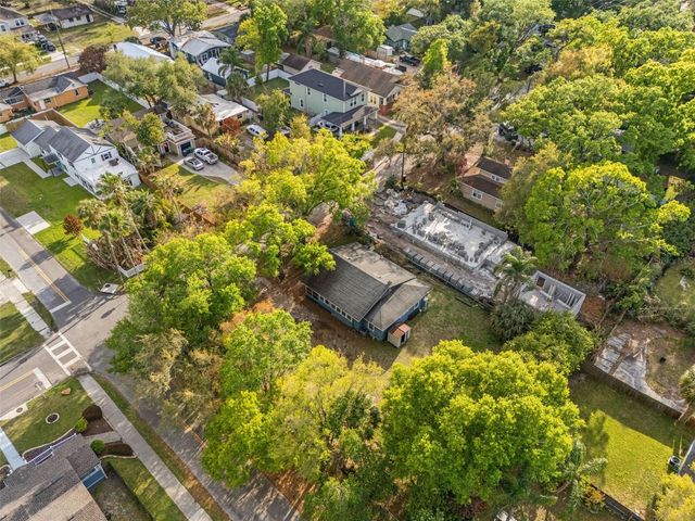 303 W JEAN STREET, Tampa, FL 33604