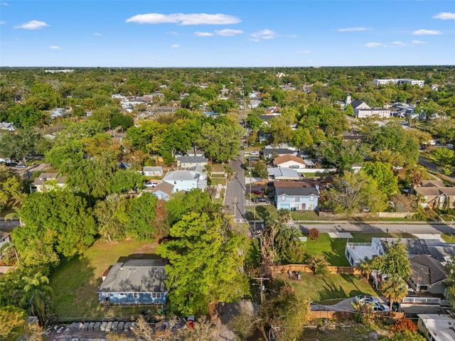 303 W JEAN STREET, Tampa, FL 33604