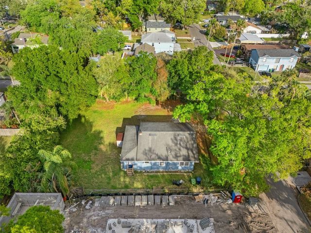 303 W JEAN STREET, Tampa, FL 33604