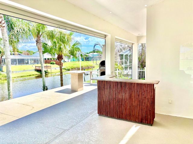 407 Joy Haven Drive, Sebastian, FL 32958