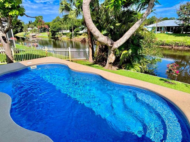407 Joy Haven Drive, Sebastian, FL 32958