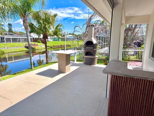 407 Joy Haven Drive, Sebastian, FL 32958