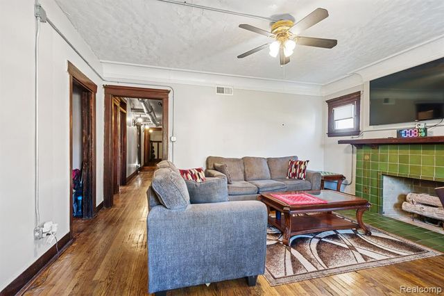 100 Chandler Street, Detroit, MI 48202