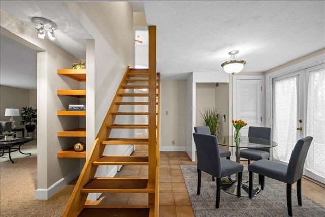 6 Brook Lane, Southborough, MA 01772