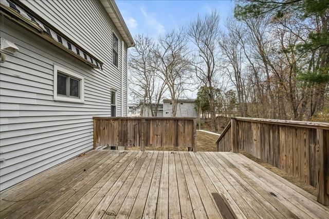 6 Brook Lane, Southborough, MA 01772