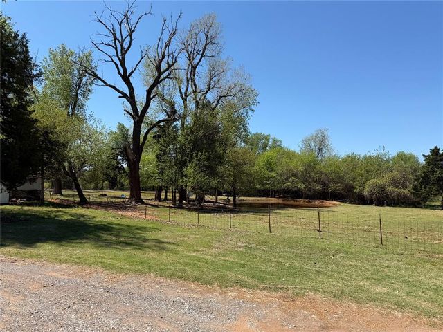 12009 Hope Road, Mustang, OK 73064