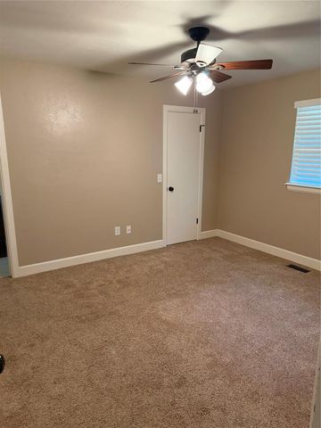 12009 Hope Road, Mustang, OK 73064