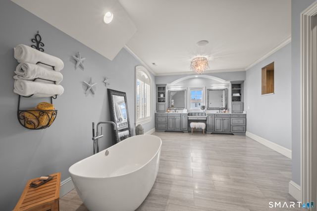 515 Cedar Ridge Drive, Glastonbury, CT 06033