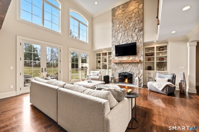 515 Cedar Ridge Drive, Glastonbury, CT 06033